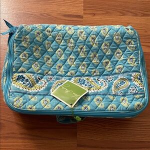 Vera Bradley travel case
